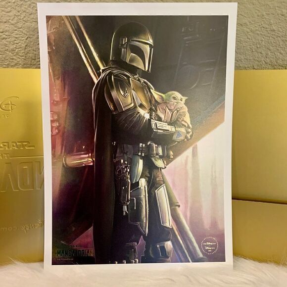3 Picture SET NEW The Mandalorian Lithograph Set Baby Yoda & Mando & Gold Folder - Picture 4 of 6